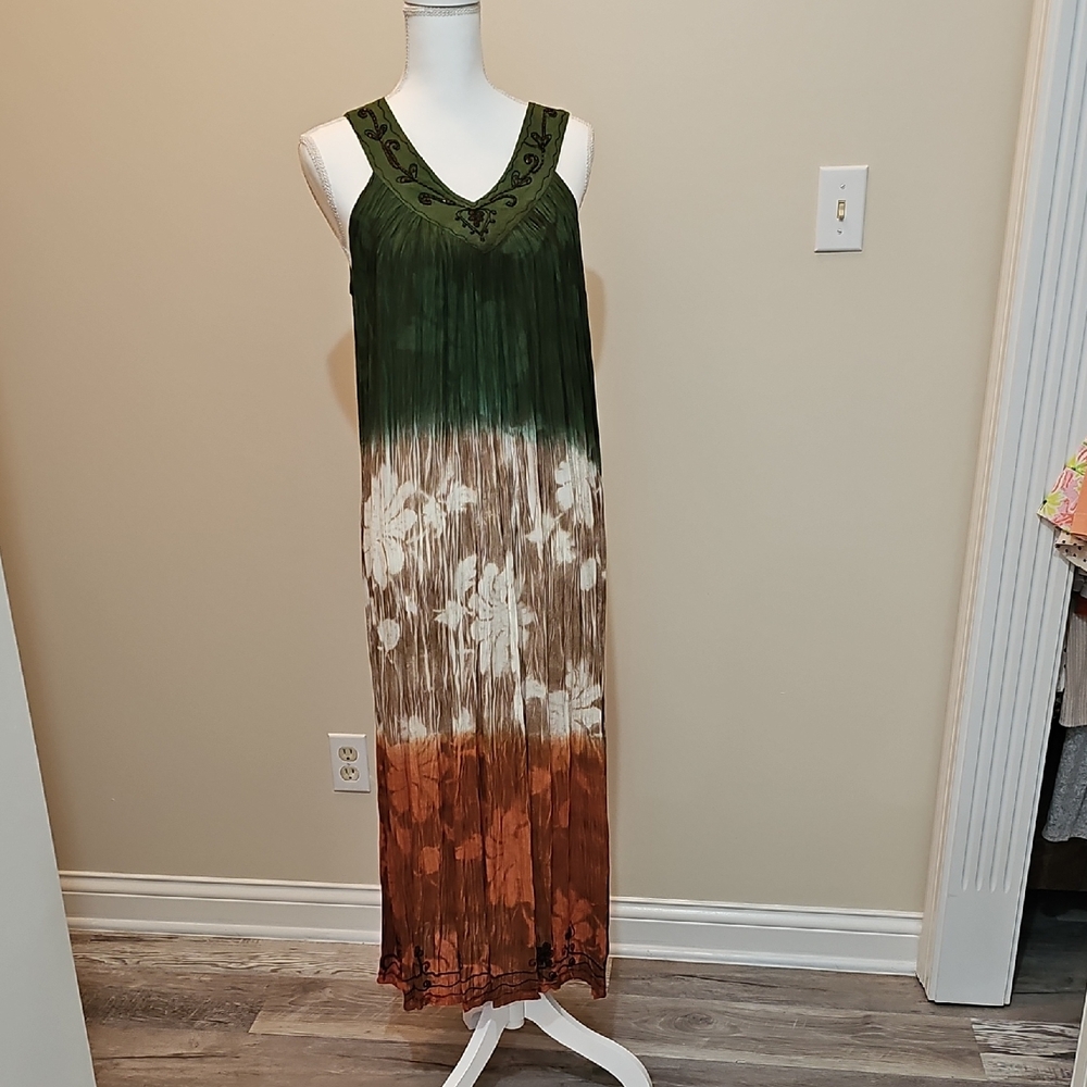 Green and Brown Pleated Maxi Sundress